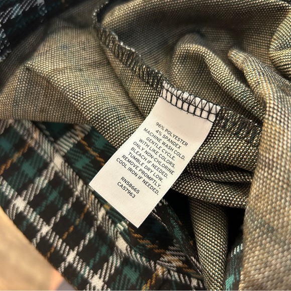❤️ BP Women’s Green and Black Plaid Dress Pants 1X - Picture 6 of 10